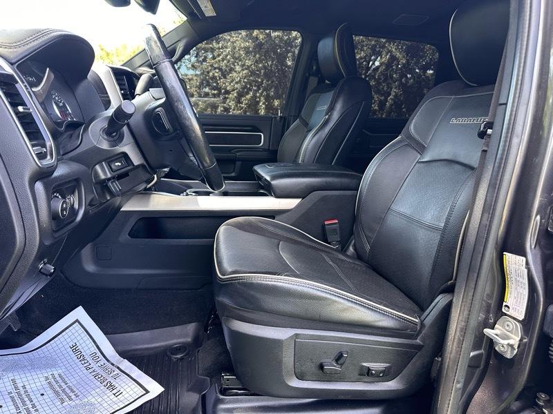 RAM 2500 Laramie Crew Cab SWB 4WD 2019