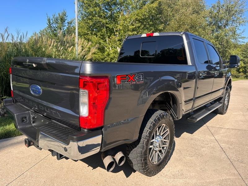 Ford F-250 SD Lariat Crew Cab 4WD 2018
