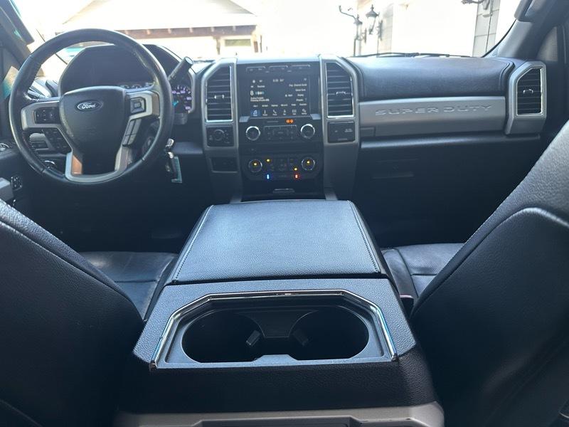 Ford F-250 SD Lariat Crew Cab 4WD 2018