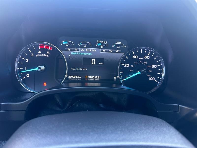 Ford F-250 SD Lariat Crew Cab 4WD 2018