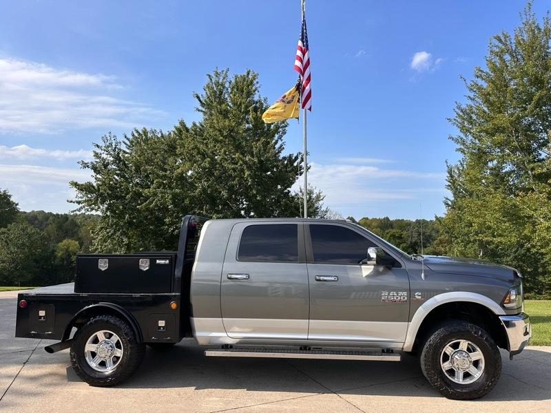RAM 2500 Laramie Mega Cab 4WD 2013