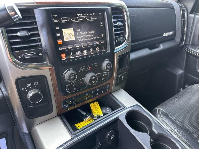 RAM 2500 Laramie Mega Cab 4WD 2013