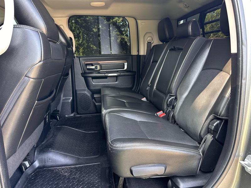 RAM 2500 Laramie Mega Cab 4WD 2013