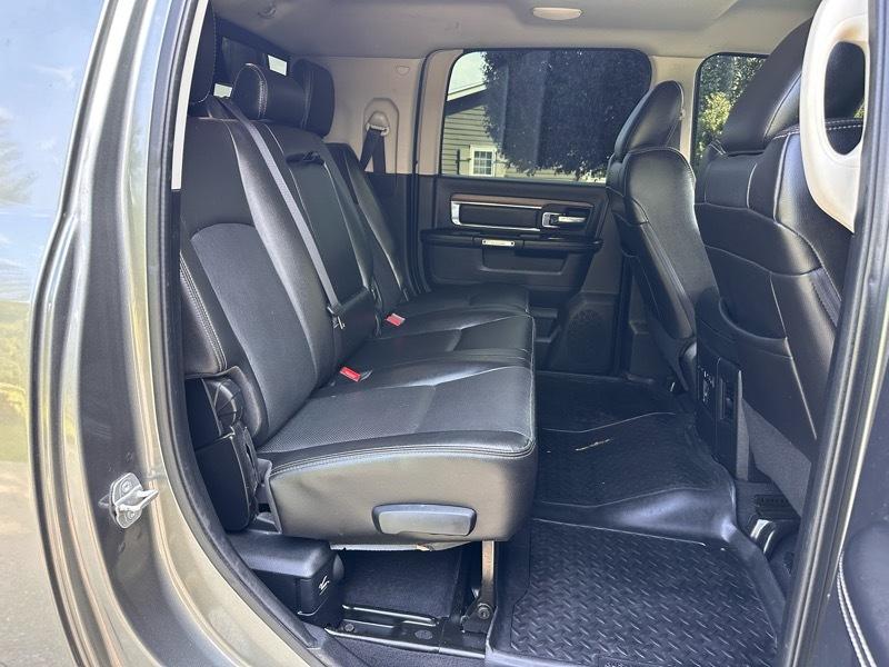 RAM 2500 Laramie Mega Cab 4WD 2013