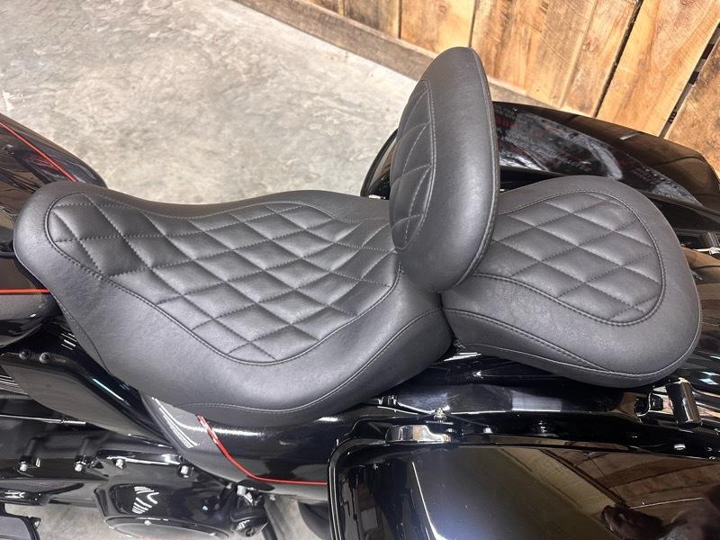Harley-Davidson FLHXS  2020