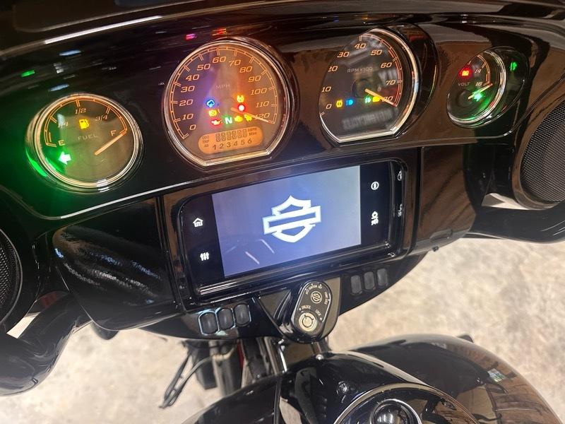Harley-Davidson FLHXS  2020