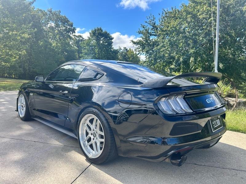 Ford Mustang GT Coupe 2016