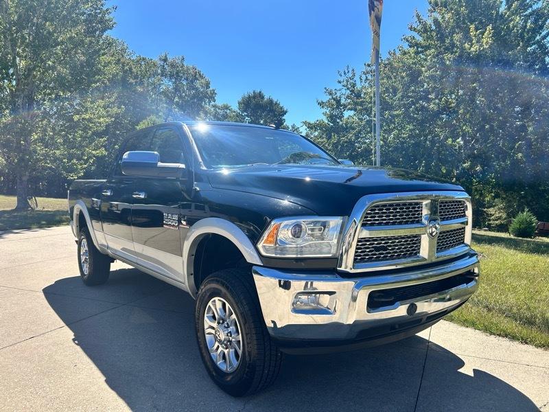 RAM 2500 Laramie Crew Cab SWB 4WD 2014