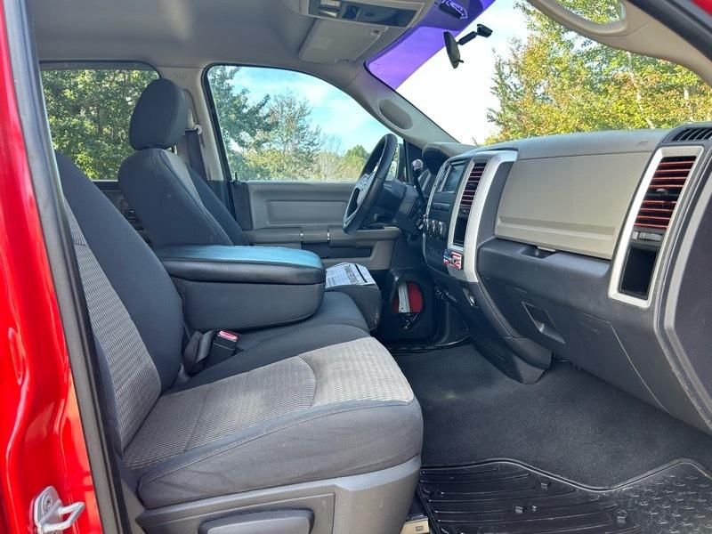 RAM 1500 SLT Quad Cab 4WD 2011