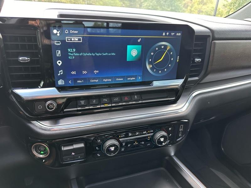 Chevrolet Silverado 3500HD High Country Crew Cab 4WD 2024
