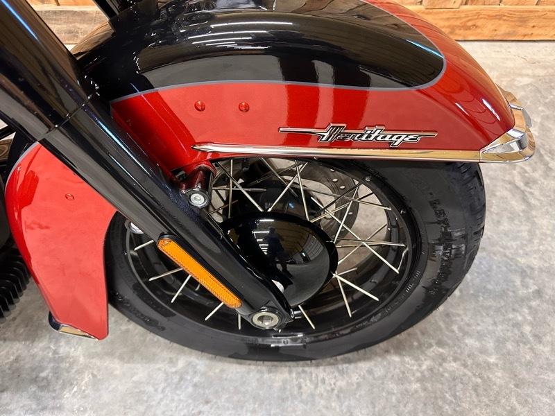 Harley-Davidson FLHC  2025