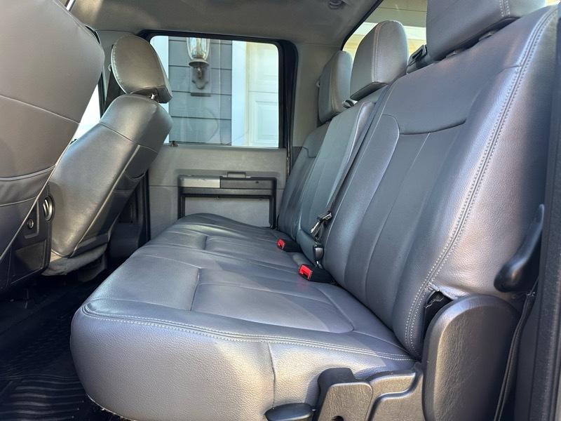 Ford F-250 SD Lariat Crew Cab 4WD 2015