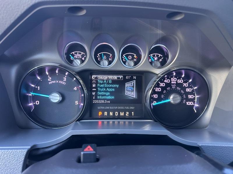 Ford F-250 SD Lariat Crew Cab 4WD 2015