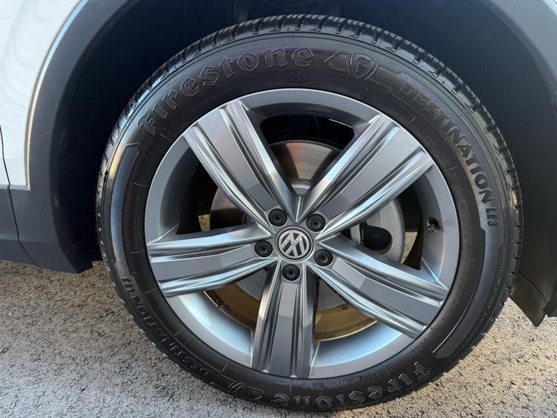 Volkswagen Tiguan SE 2021