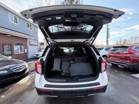 Ford Explorer XLT AWD 2020