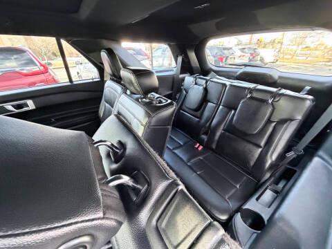 Ford Explorer XLT AWD 2020