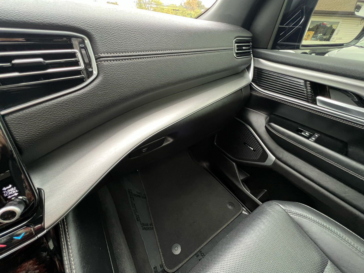 Jeep Wagoneer Series II 4WD 2024 Jeep Wagoneer Series II 4WD 2024