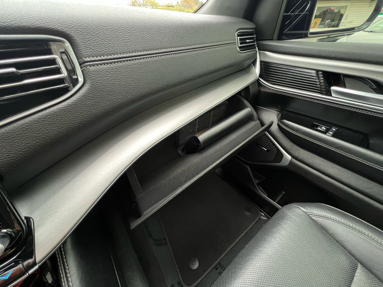 Jeep Wagoneer Series II 4WD 2024 Jeep Wagoneer Series II 4WD 2024