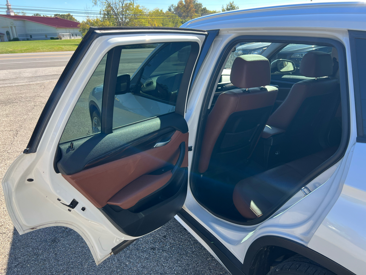 BMW X1 xDrive28i 2015 BMW X1 xDrive28i 2015