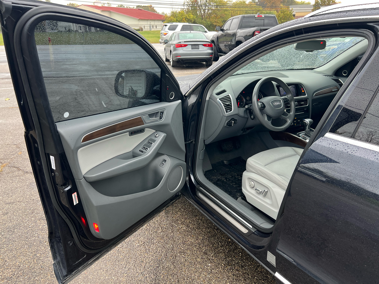 Audi Q5 2.0T Premium Plus quattro 2017 Audi Q5 2.0T Premium Plus quattro 2017