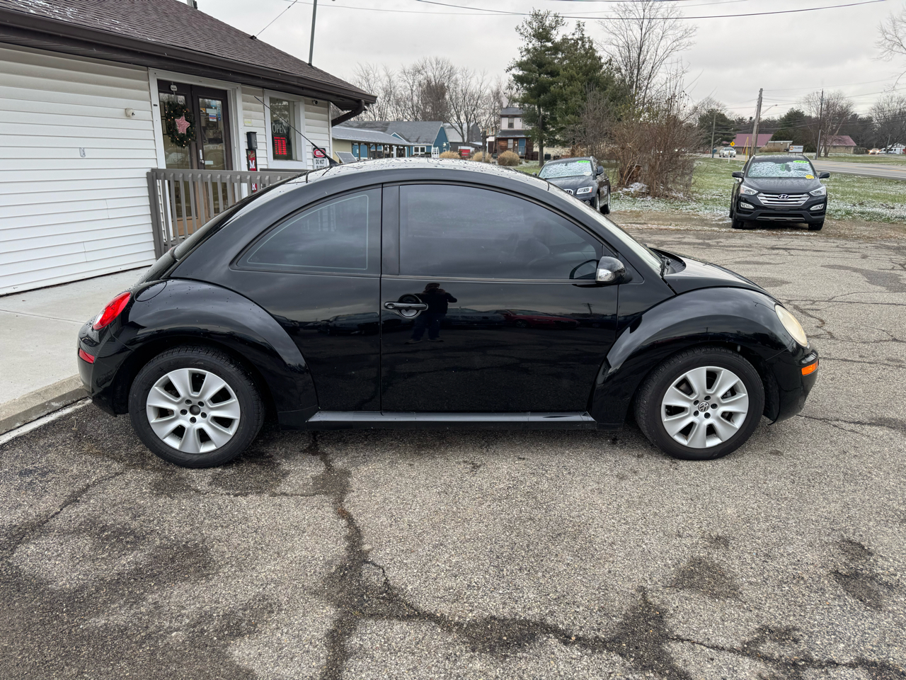 Volkswagen New Beetle S 2008