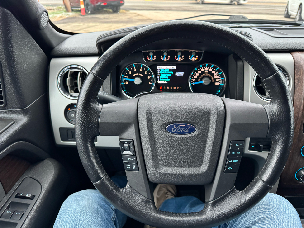 Ford F-150 Lariat SuperCrew 5.5-ft. Bed 4WD 2013