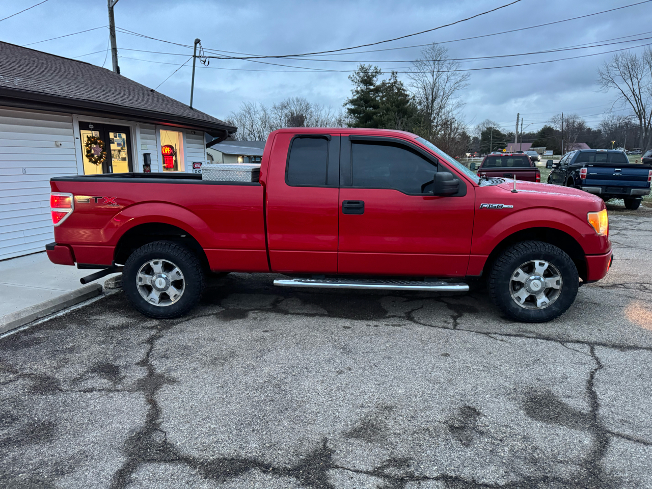 Ford F-150 STX SuperCab 6.5-ft. Bed 4WD 2010