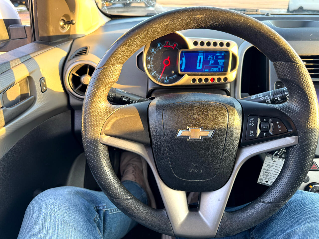 Chevrolet Sonic LS Auto 5-Door 2016