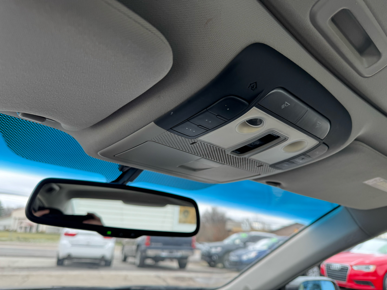 Acura TL 5-Speed AT SH-AWD with Tech Package 2010