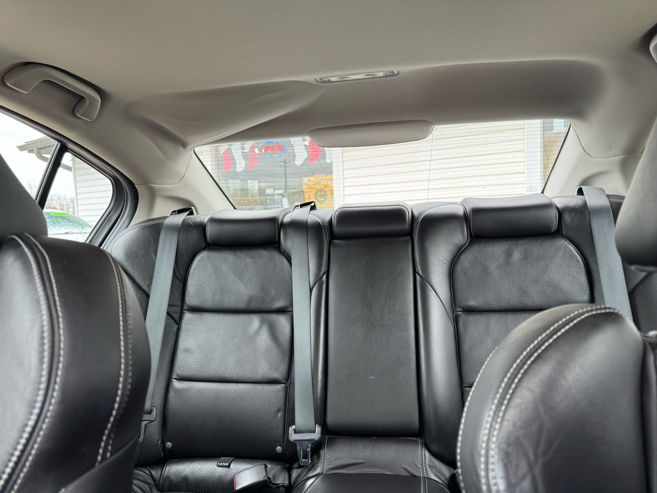 Acura TL 5-Speed AT SH-AWD with Tech Package 2010