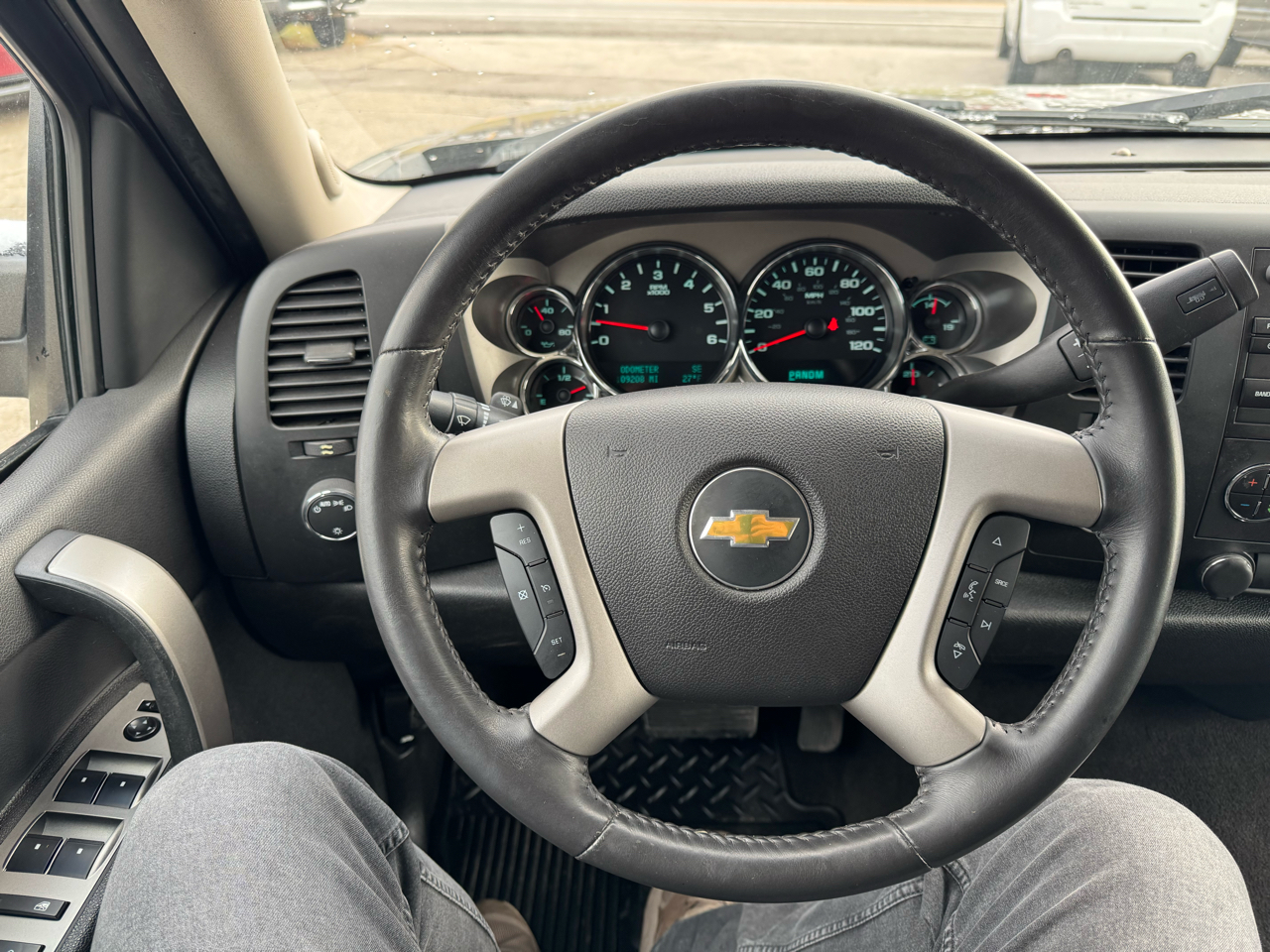 Chevrolet Silverado 1500 LT Crew Cab 4WD 2013