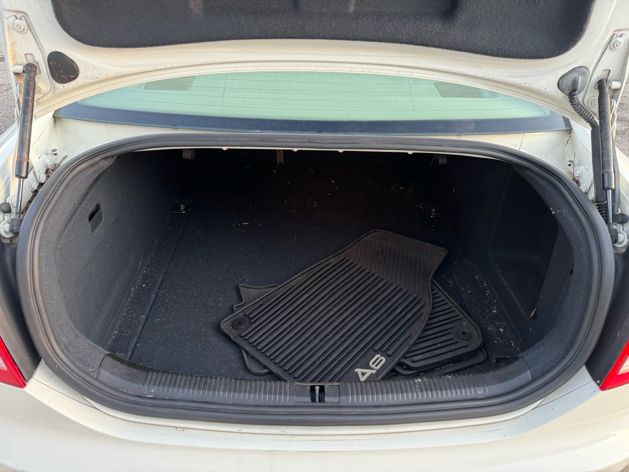 Audi A6 3.2 with Tiptronic 2006