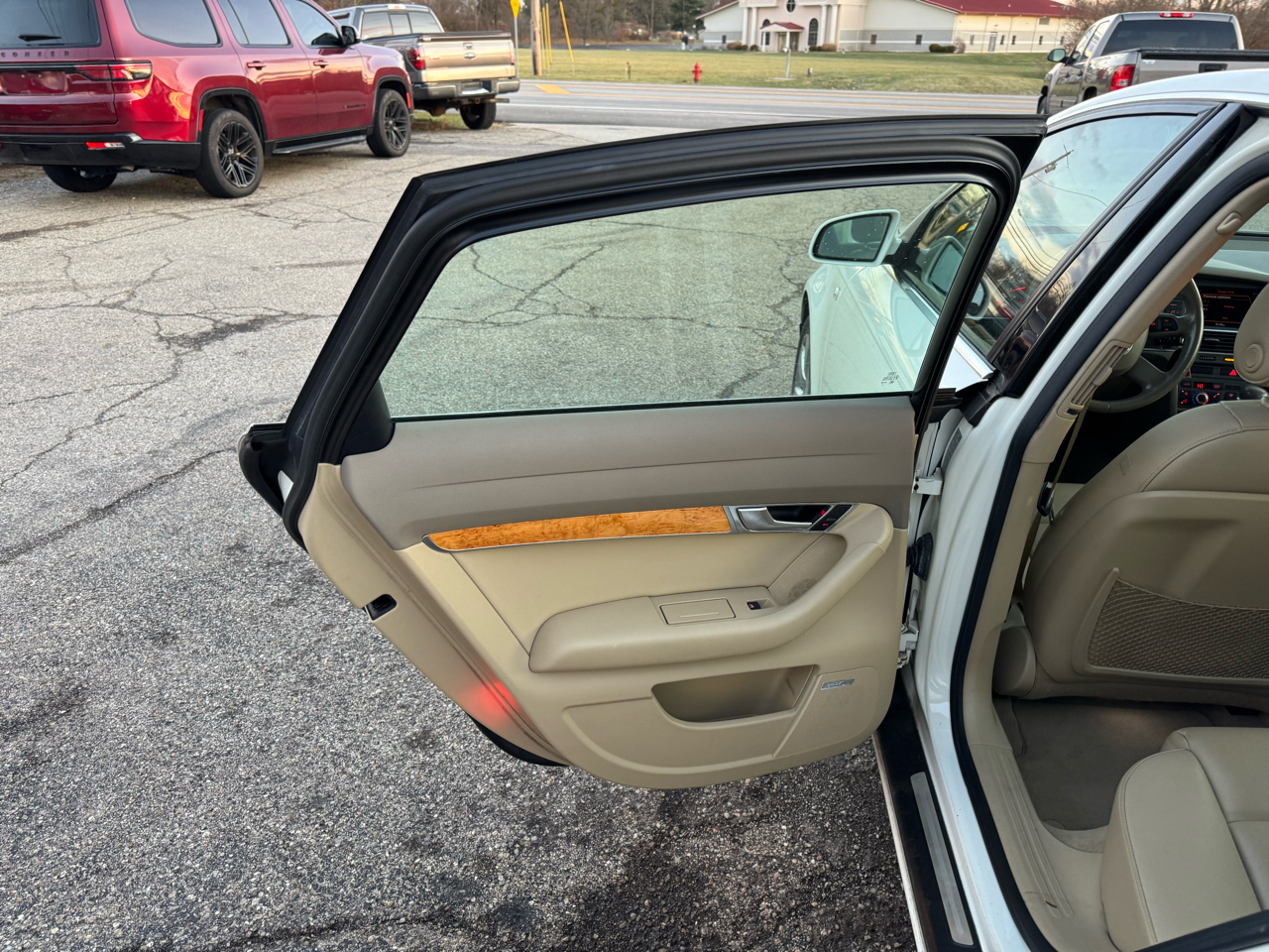 Audi A6 3.2 with Tiptronic 2006