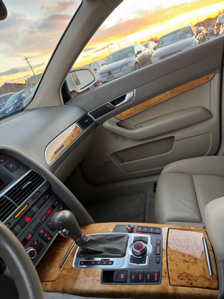 Audi A6 3.2 with Tiptronic 2006