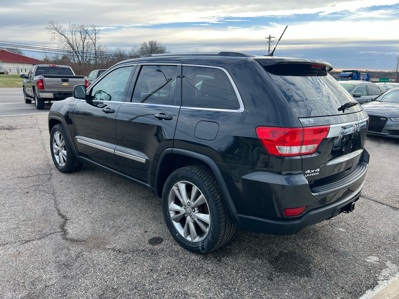 Jeep Grand Cherokee Laredo 4WD 2013