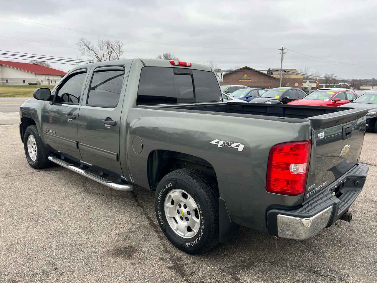 Chevrolet Silverado 1500 LT Crew Cab 4WD 2011