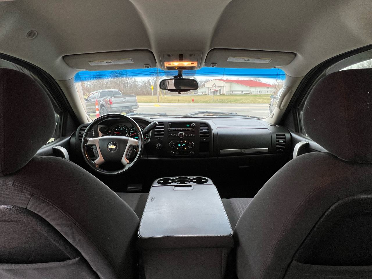 Chevrolet Silverado 1500 LT Crew Cab 4WD 2011