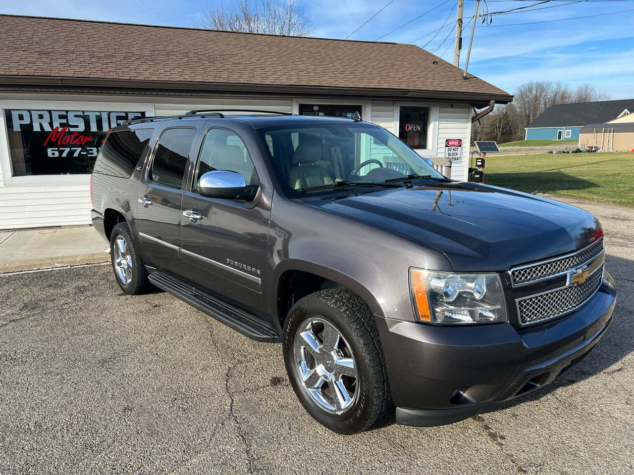 Chevrolet Suburban LTZ 1500 4WD 2011