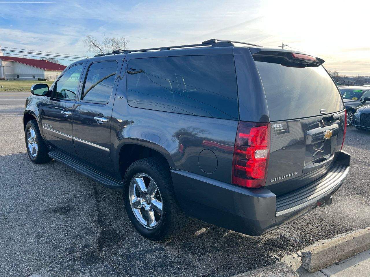 Chevrolet Suburban LTZ 1500 4WD 2011