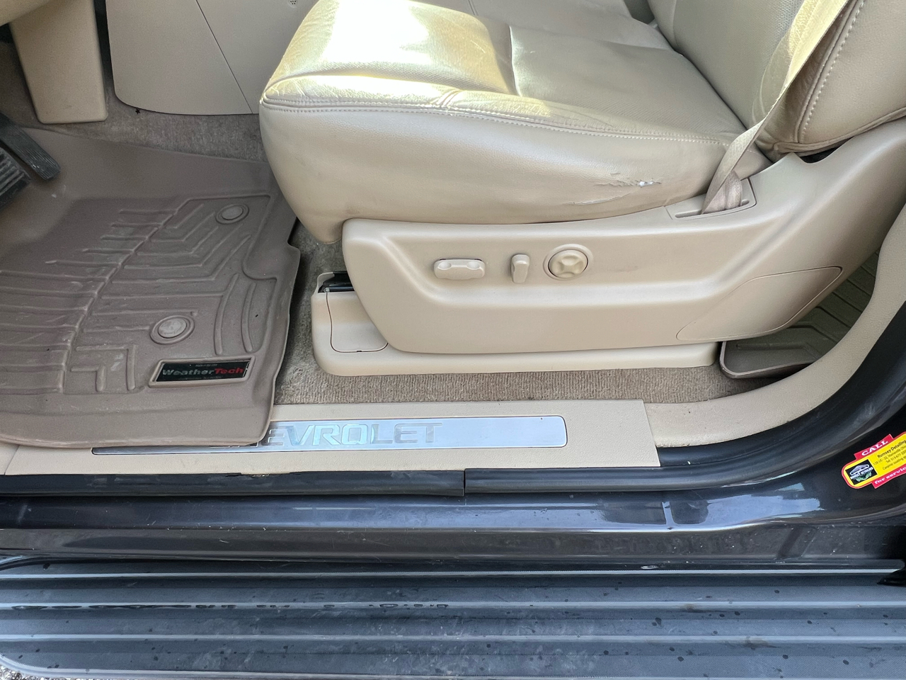 Chevrolet Suburban LTZ 1500 4WD 2011