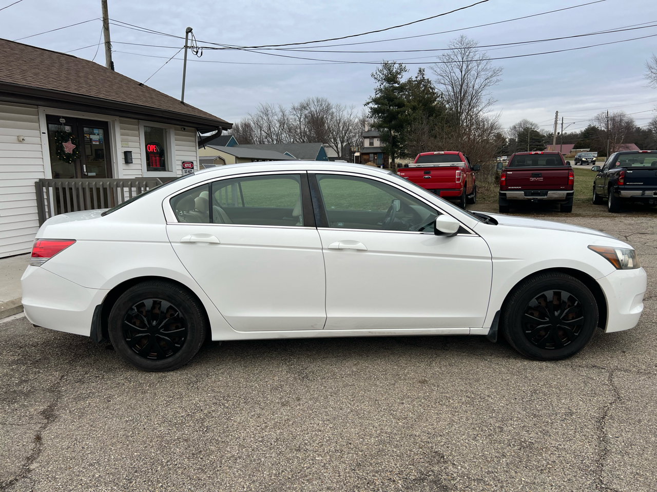 Honda Accord LX sedan AT 2009