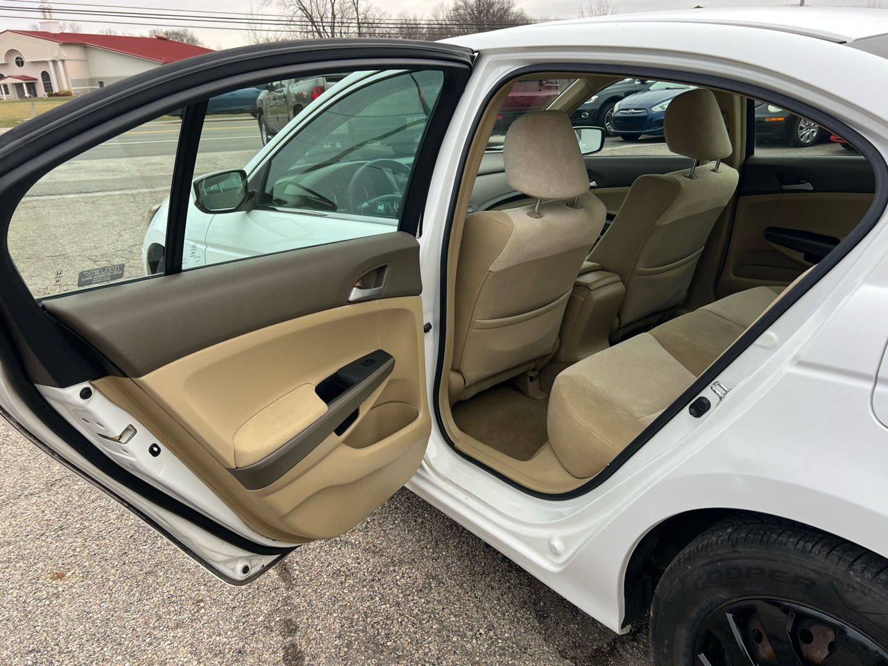 Honda Accord LX sedan AT 2009