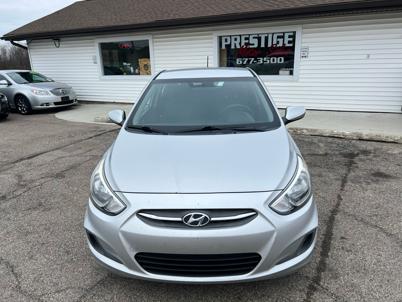 Hyundai Accent SE 5-Door 6A 2017