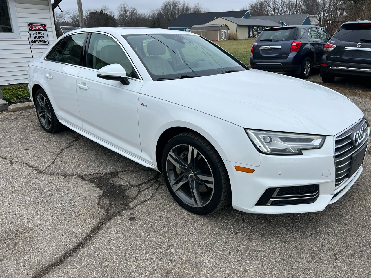 Audi A4 2.0T Premium Plus Sedan 2017