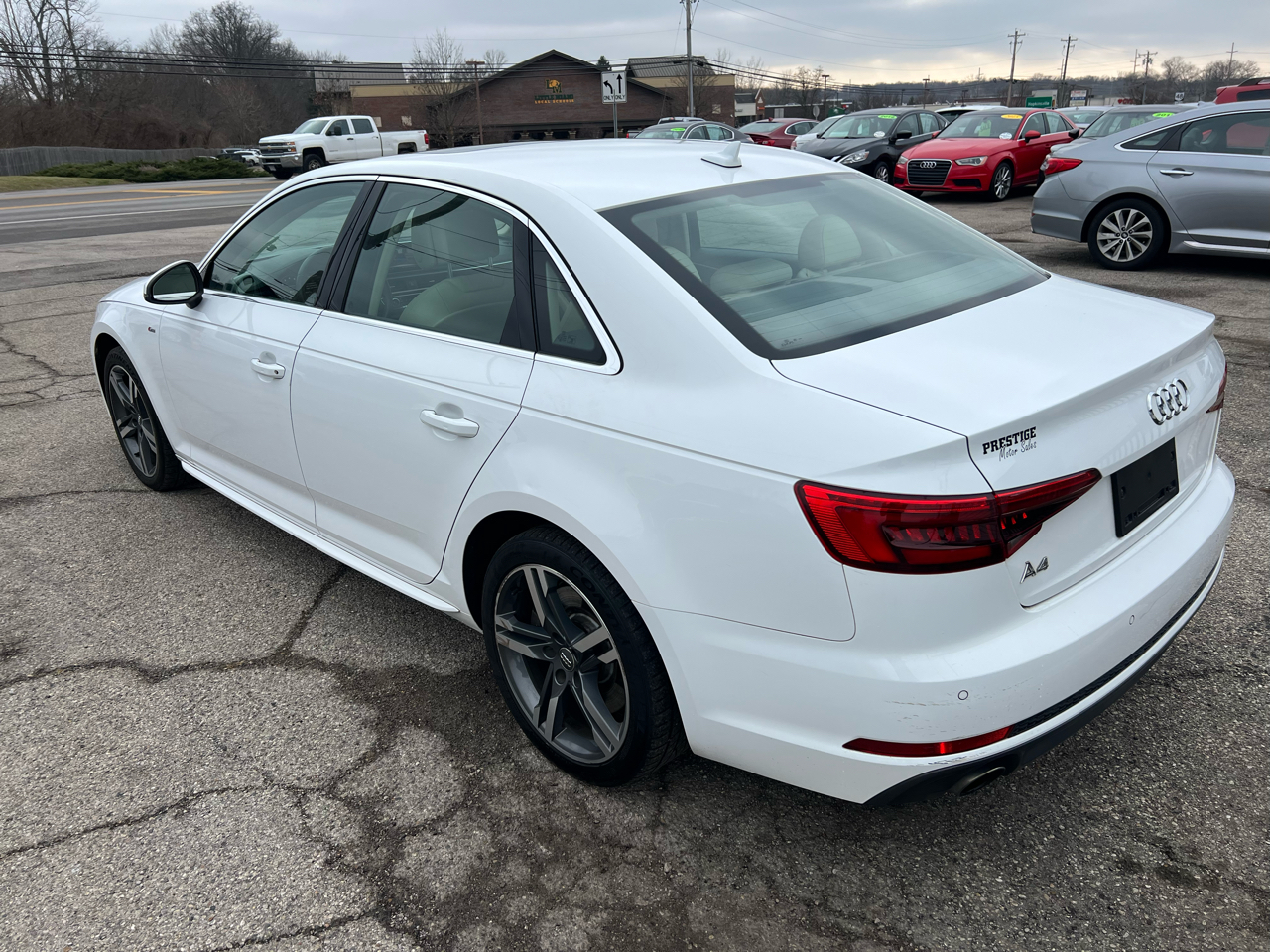 Audi A4 2.0T Premium Plus Sedan 2017