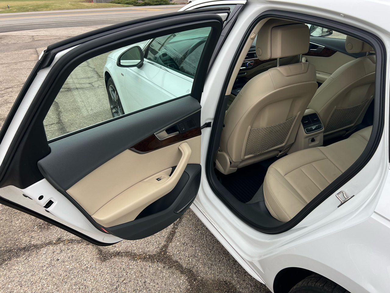 Audi A4 2.0T Premium Plus Sedan 2017