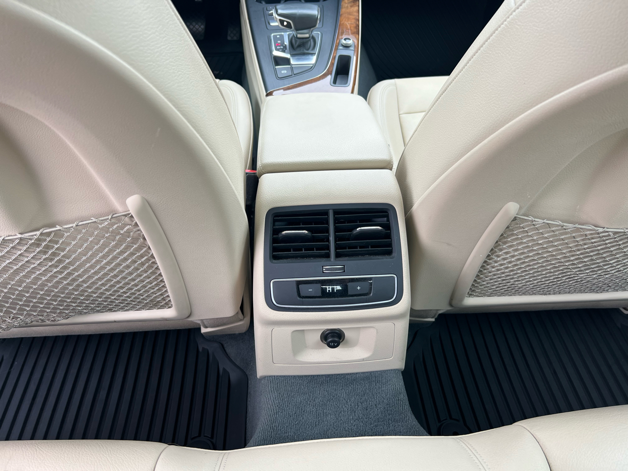 Audi A4 2.0T Premium Plus Sedan 2017