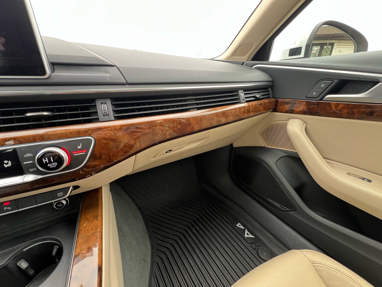 Audi A4 2.0T Premium Plus Sedan 2017