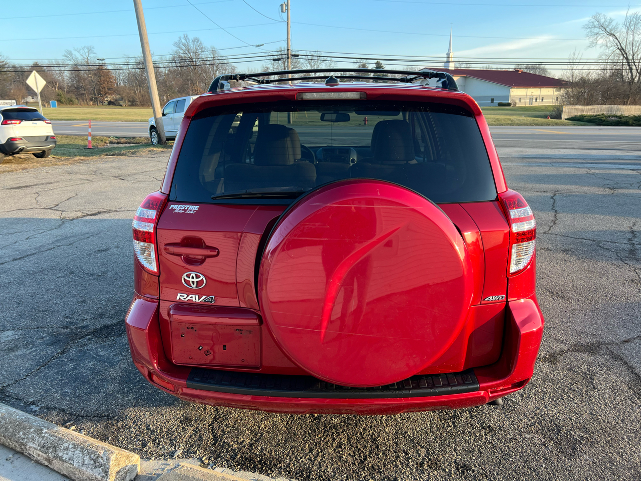 Toyota RAV4 Base I4 4WD 2012