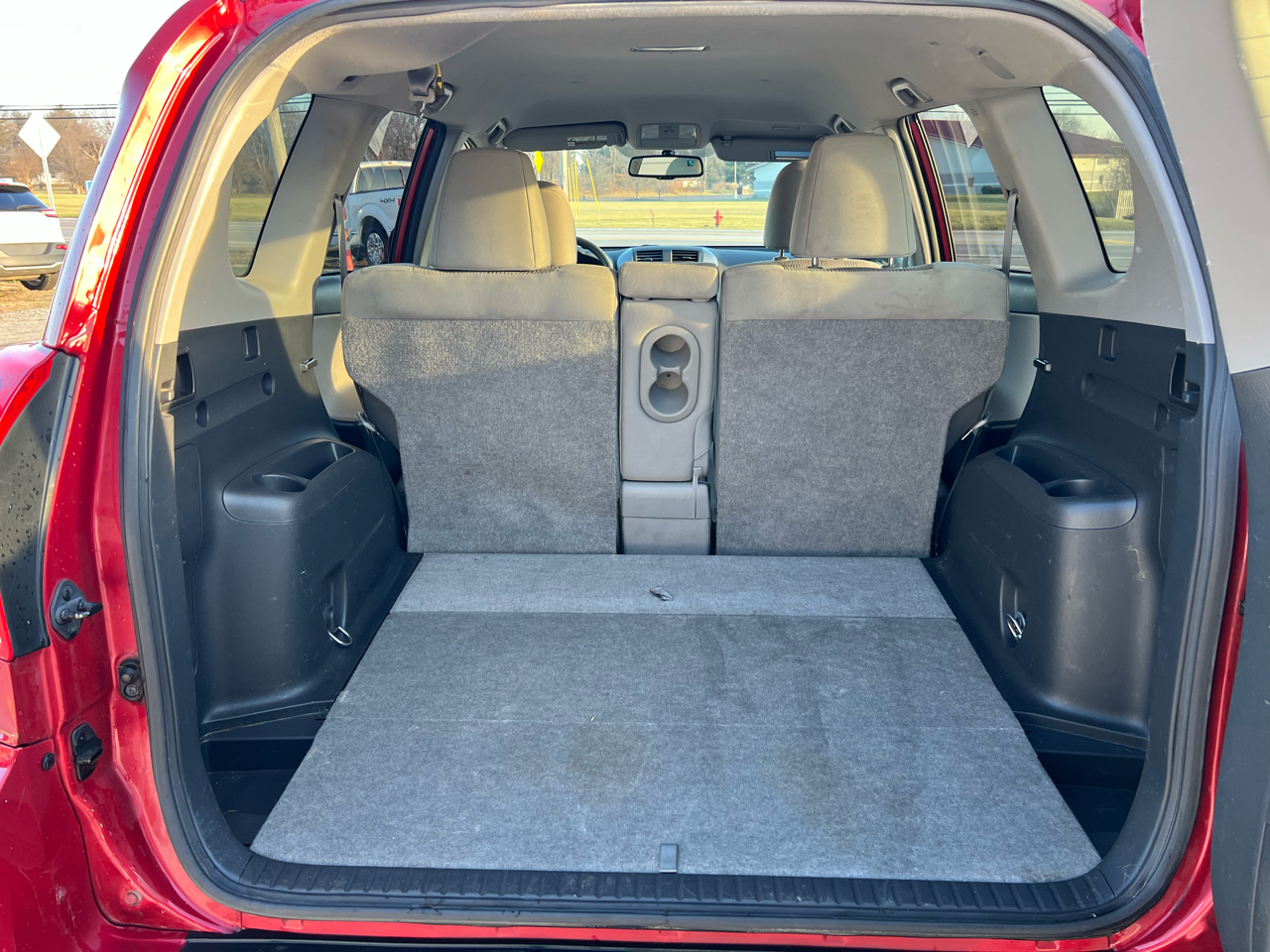 Toyota RAV4 Base I4 4WD 2012